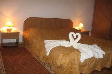 Rumunia Privát Sinaia, Zewnątrz